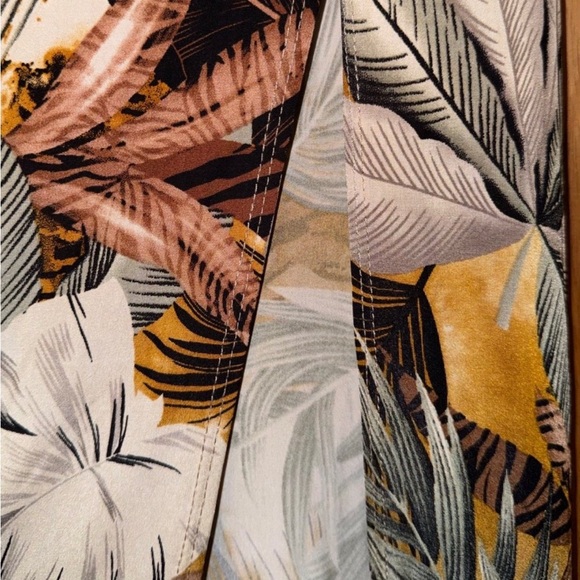 Tropical BodyCon Maxi Skirt - Picture 3 of 5